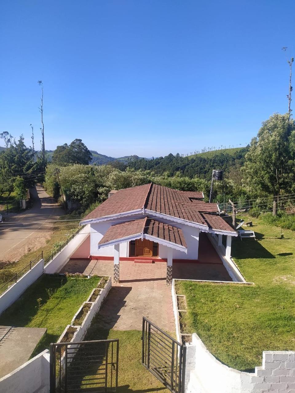 Little Valley Villa 乌提 外观 照片